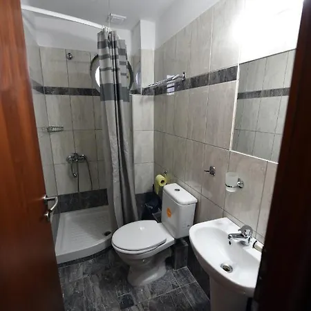 Toronto Hotel Paralía