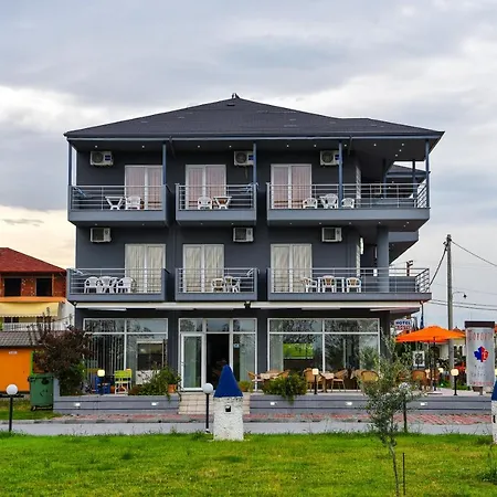 Toronto * Paralia Katerinis