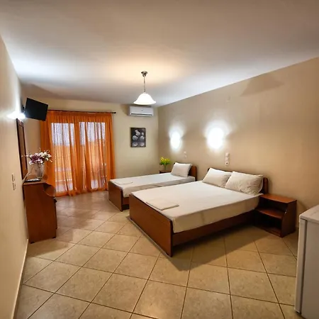 Toronto Hotel *